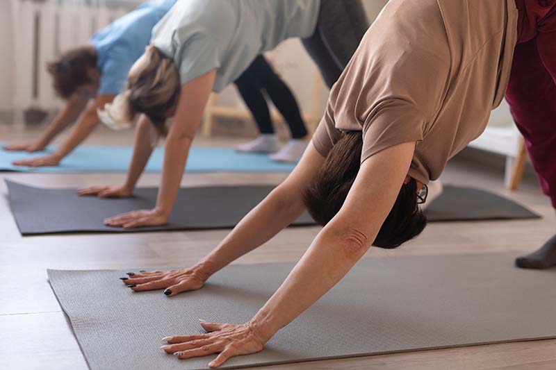 joga zajęcia dla seniorów